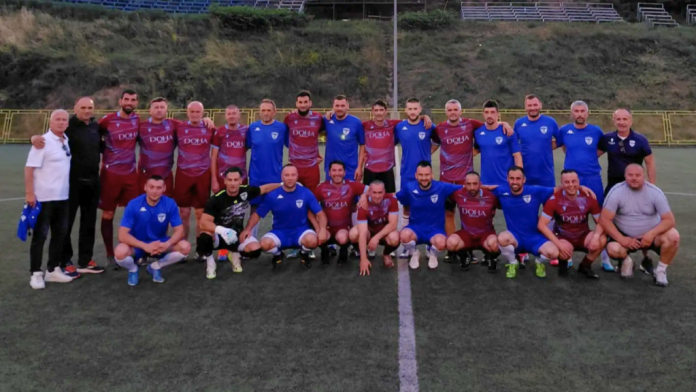 Veterani fudbaleri Novog Pazara i Prijepolja na prijateljskom meču u Šutenovcu