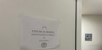 ZZJZ: U savetovalištu za ishranu evidentirano 50 dece sa poremećajima u ishrani Savetovalište za ishranu u Zavodu za javno zdravlje Novi Pazar evidentira decu sa poremećajima u ishrani