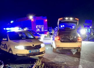 Crna nedelja u Srbiji: u osam dana poginulo 11 ljudi Ilustracija saobraćajne nesreće na putu u Srbiji