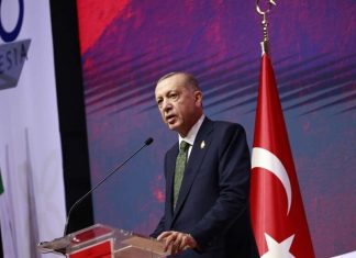 Erdogan: Pokušaj puča 2016. bio pokušaj okupacije Redžep Tajip Erdogan obraća se javnosti povodom 10. godišnjice pokušaja puča u Turskoj