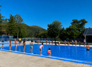 Letnji raspust u Novom Pazaru: Gradski bazen u Raški Gradski bazen u Raški tokom letnjih dana