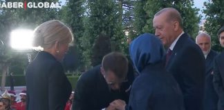 Makron pokušao da poljubi ruku Erdogana, ona odbila Emanuel Makron i Emina Erdogan tokom susreta u Ankari uoči NATO samita