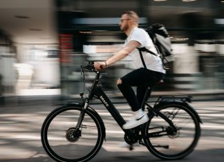 Nova pravila za električne bicikle u Srbiji od 27. juna Električni bicikl na ulici u Srbiji