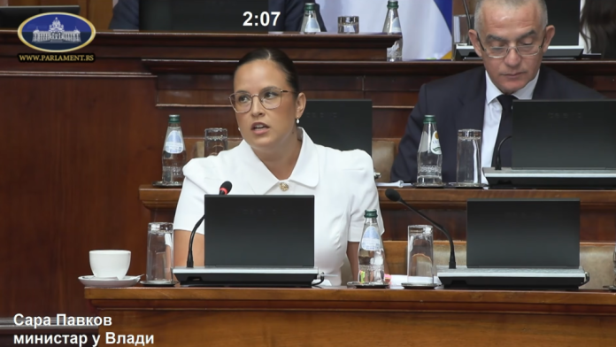 Ministarka Sara Pavkov u Skupštini Srbije govori o ulaganjima u zaštitu životne sredine u Novom Pazaru