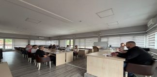 Prijepolje procenjuje štetu posle nevremena, ekipe obilaze teren Ekipe Opštine Prijepolje obilaze teren i procenjuju štetu posle nevremena