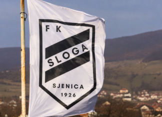 Sloga Sjenica u 100. godini: apel da se tradicija ne ugasi FK Sloga Sjenica na stadionu u Ulici Kralja Petra tokom jubileja