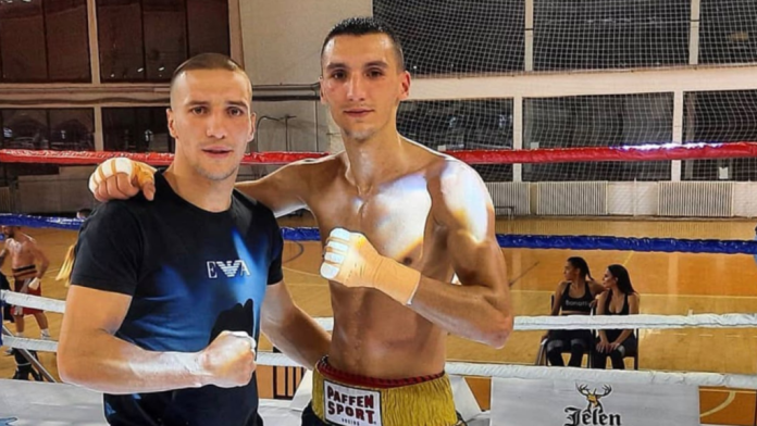 Najava profesionalnog bokserskog događaja Tutin Boxing Night na Gradskom trgu u Tutinu