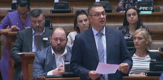 Bačevac tražio više Bošnjaka u pravosuđu i nove sudove Muamer Bačevac u Narodnoj skupštini tokom rasprave o pravosudnim zakonima