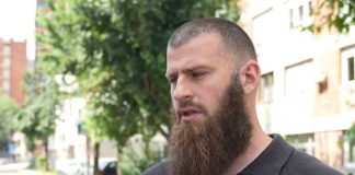 Berin Ljajić izvinio A1tv zbog neprimerene komunikacije Berin Ljajić u saopštenju izvinio redakciji A1tv.net zbog neprimerene komunikacije tokom radova u Novom Pazaru.