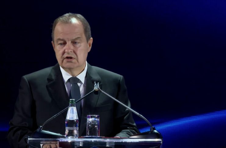 Ivica Dačić govori o aktuelnoj situaciji sa požarima u Srbiji
