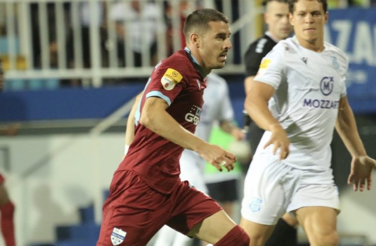Ivan Davidović proslavlja pogodak nakon izbora za najbolji gol meseca u Superligi
