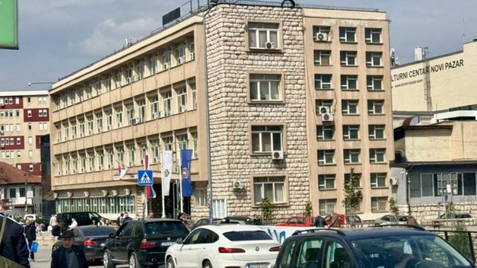 IMA POSLA KO HOĆE DA RADI: Gradska uprava Novog Pazara traži četvoro službenika