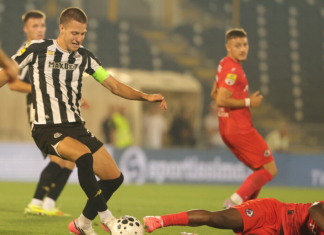 IMT savladao Partizan u Humskoj i ostao lider Superlige Fudbaleri IMT-a slave pobedu protiv Partizana u Humskoj
