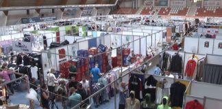 Letnji vašar u Novom Pazaru: veliko interesovanje i šansa za uštede Dvorana Pendik u Novom Pazaru tokom najave Letnjeg vašara
