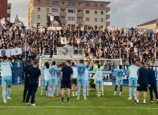 Navijači Ekstremi najavili bojkot meča Novog Pazara i Vojvodine Navijači Ekstremi na stadionu pred meč Novog Pazara i Vojvodine