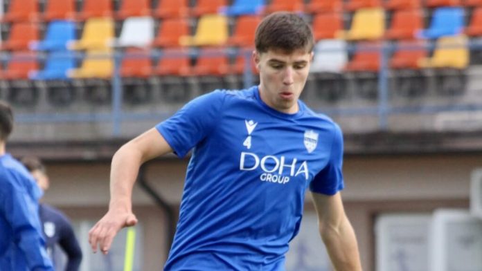 Ahmed Hadžimujović u dresu Novog Pazara tokom utakmice