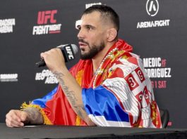 Aleksandar Rakić tokom meča u Beogradskoj areni nakon pobede