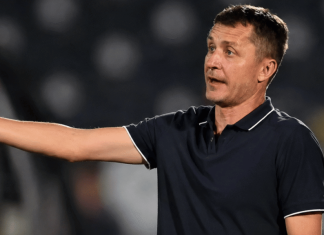 Saša Ilić ostaje u Humskoj: promenjen plan pred Hetafe Saša Ilić na stadionu u Humskoj tokom utakmice