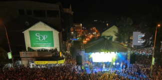 Stari grad oborio rekorde: najposećenije izdanje u 22 godine Gradsko šetalište u Novom Pazaru tokom muzičkog festivala „Stari grad“