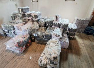 Uhapšen Novopazarac zbog falsifikovane robe, pronađeno više paketa Policija i tržišna inspekcija tokom kontrole poslovnih prostorija u Novom Pazaru