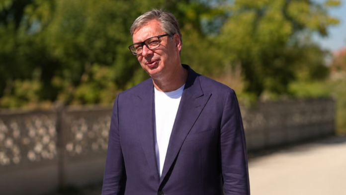 Aleksandar Vučić tokom obraćanja i obilaska preduzeća u jugoistočnoj Srbiji