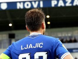 Adem Ljajić na stadionu tokom najave utakmice Novog Pazara