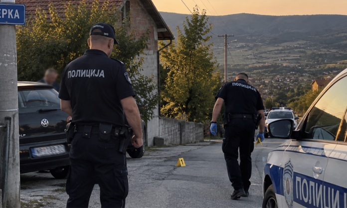 Ilustracija policije i uviđaja nakon oružane pljačke u blizini Novog Pazara