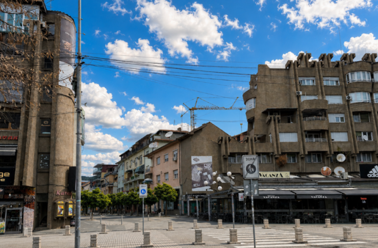 Građevinski radovi i zgrada u Novom Pazaru, ilustracija za broj izdatih dozvola