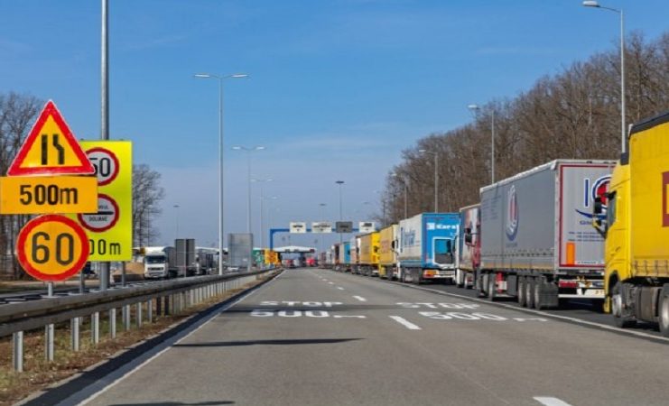 Kamioni i granični prijelaz prema državama članicama EU, ilustracija protesta transportera.