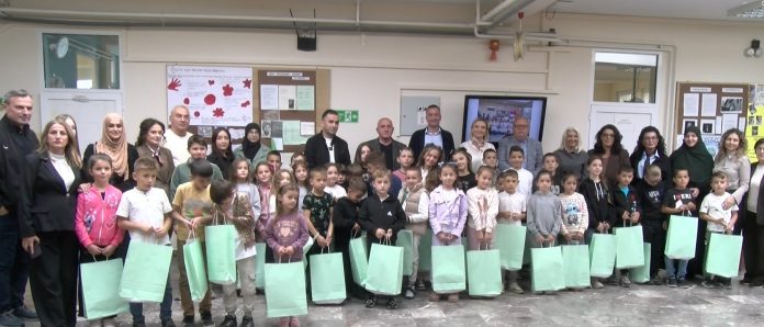 Školska biblioteka u Bijelim vodama u Novom Pazaru i donacija računara