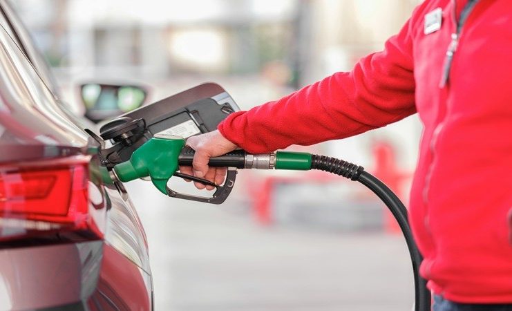 Pumpe sa oznakama cijena goriva u Srbiji