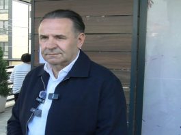Rasim Ljajić tokom obraćanja javnosti u Novom Pazaru