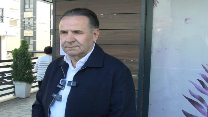 Rasim Ljajić tokom obraćanja javnosti u Novom Pazaru