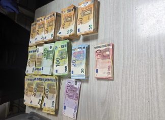 Novopazarac uhapšen na Špiljanima sa 220.000 evra Policijska kontrola na graničnom prelazu Špiljani