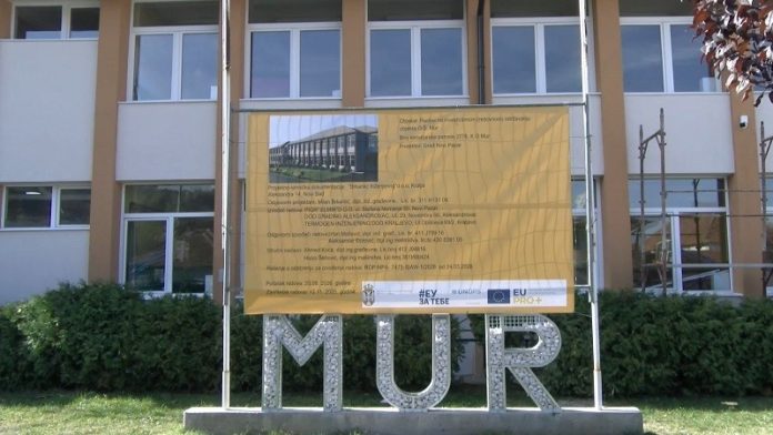 Radovi na rekonstrukciji zgrade Osnovne škole „Mur“ u Novom Pazaru